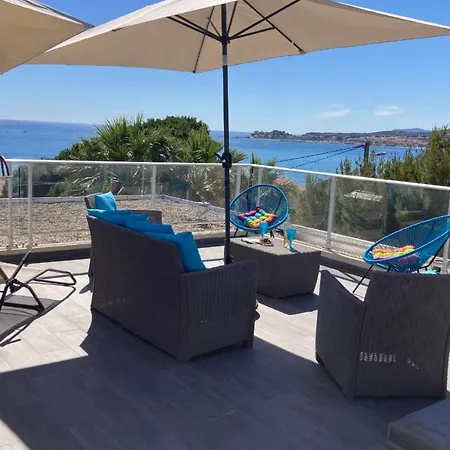 Magnificent Rooftop With Panoramic Sea View Daire *